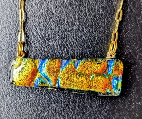Dichroic pendant